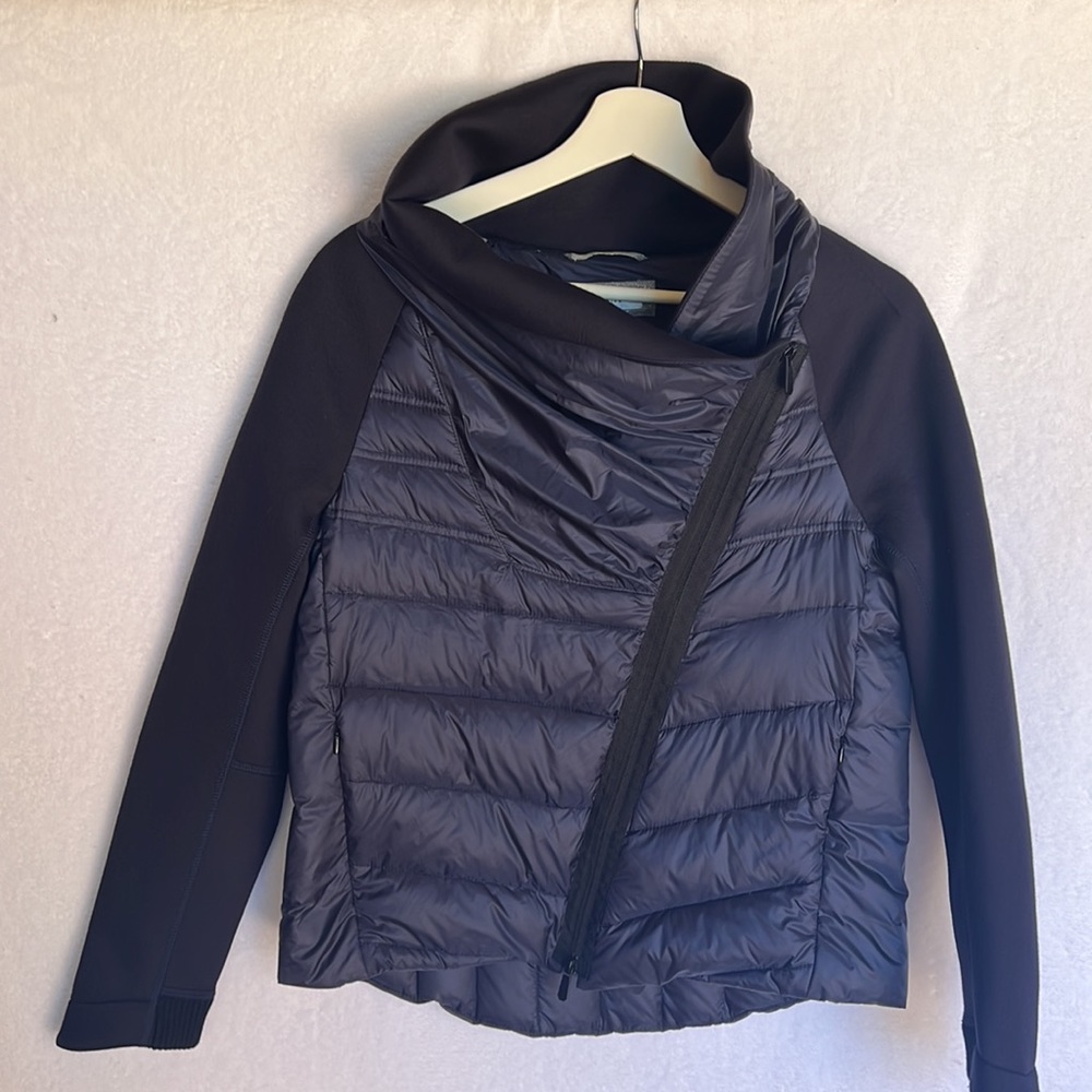 Peserico Lightweight Down Coat Size Medium EUC